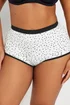 Yours 5 Pack Curve Black & White Star Print High Waisted Shorts - 26-28 Image 2