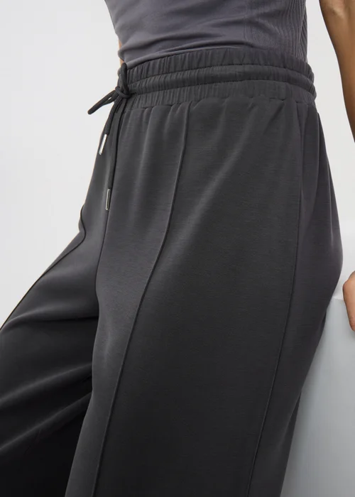 Souluxe Grey Wide Leg Jogging Bottoms - Small Image 3
