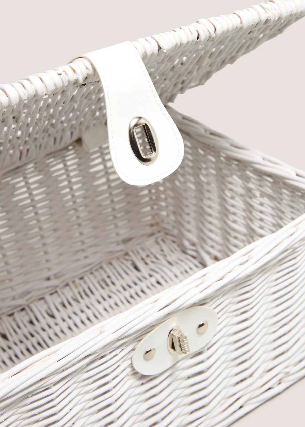 3 Piece White Trunk Baskets Image 2