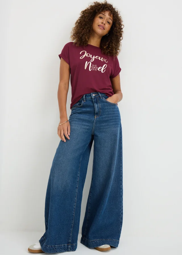 Burgundy Joyeux Noel T-Shirt