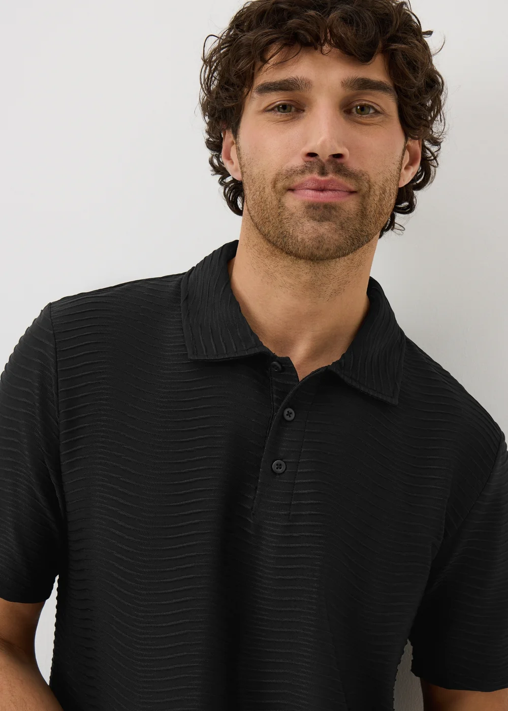 Black Wave Texture Smart Polo Shirt - Small Image 2