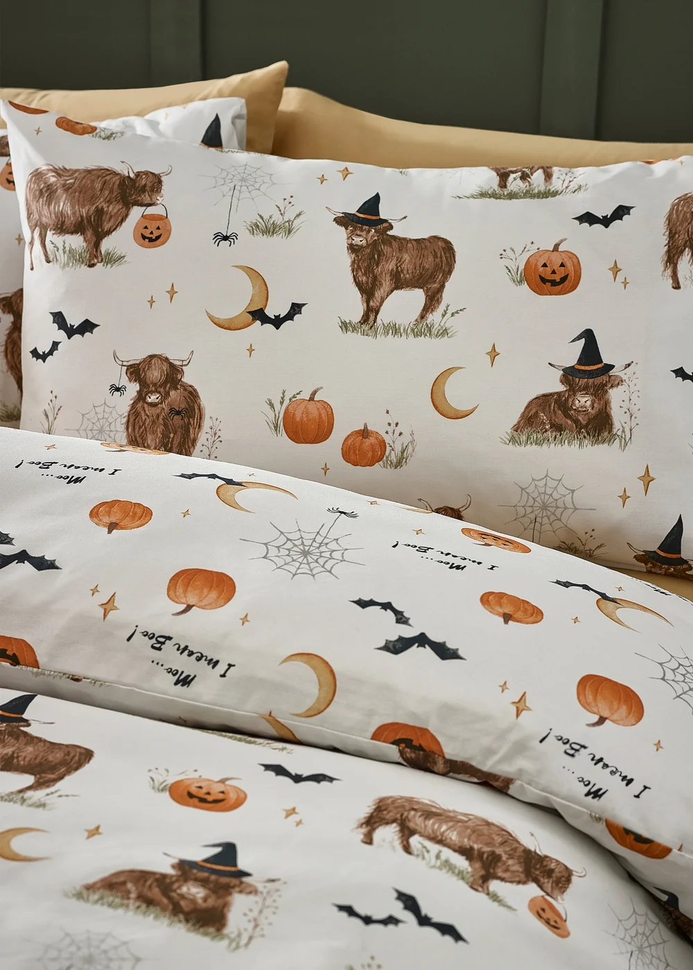 Catherine Lansfield Natural Halloween Highland Cow Reversible Duvet Cover Set - Single Image 3