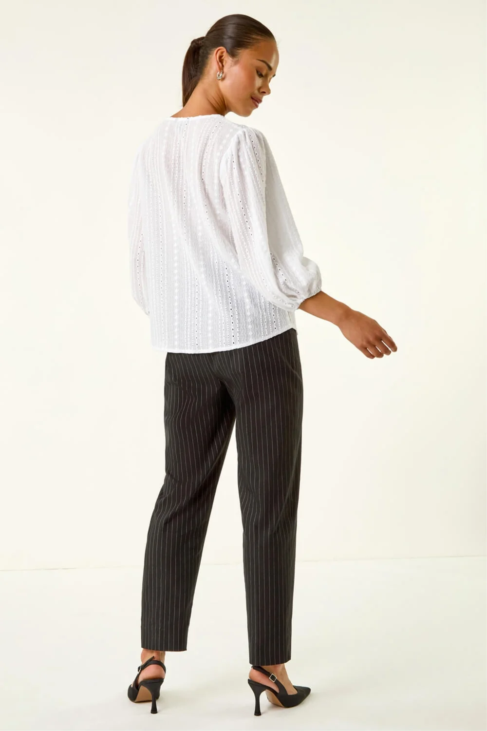 Roman White Petite Textured Buttoned Blouse - 18 Image 3
