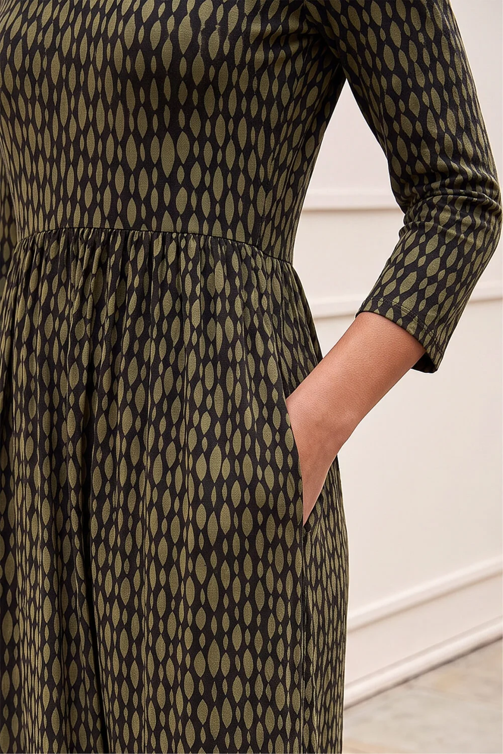 Roman Khaki Geometric Pocket Stretch Midi Dress - 16 Image 4