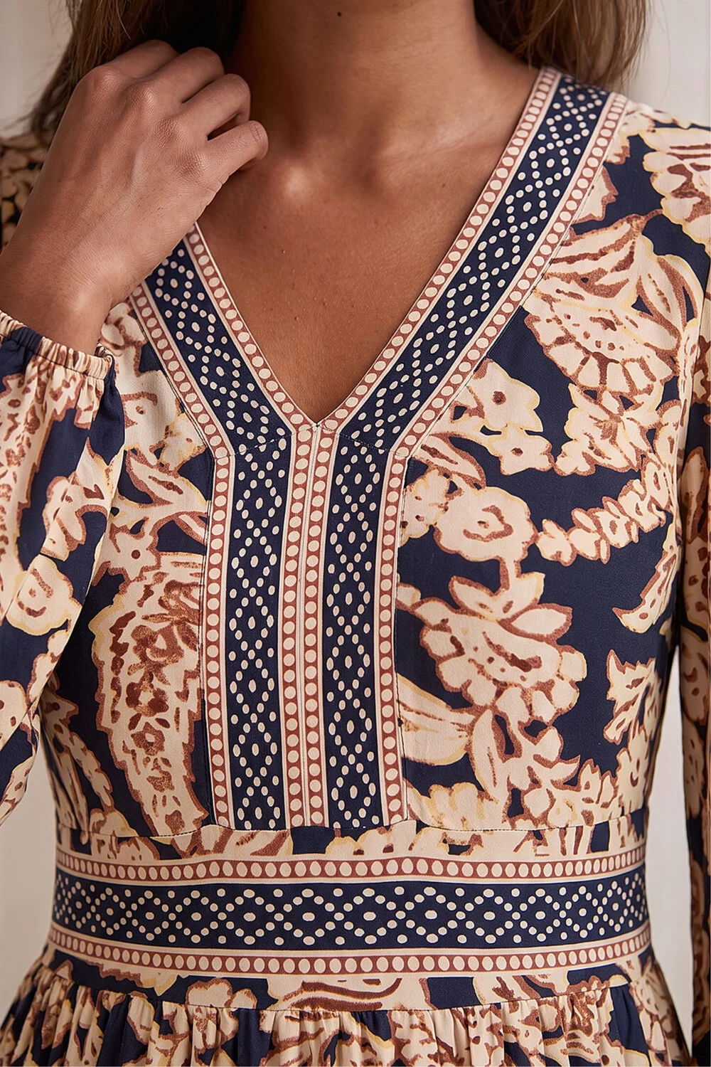 Roman Tan Floral Border Print Midi Dress - 18 Image 4
