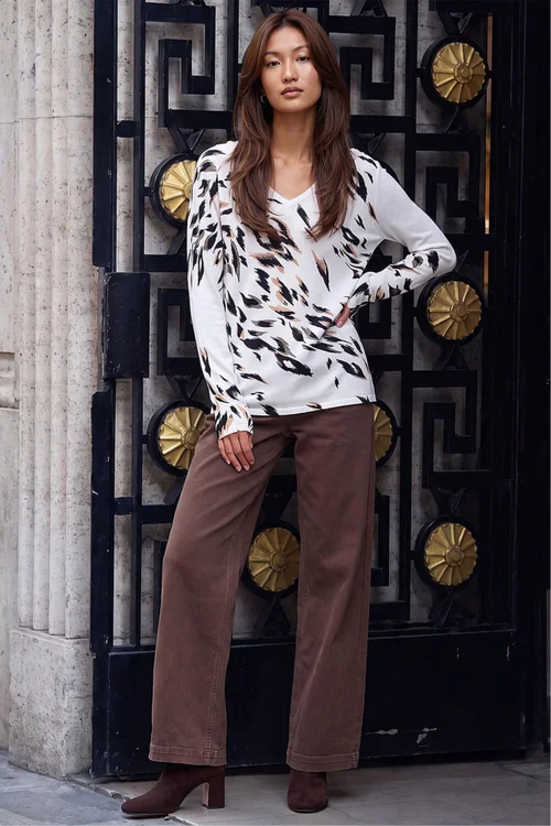 Roman Beige V Neck Print Jumper - 12 Image 2