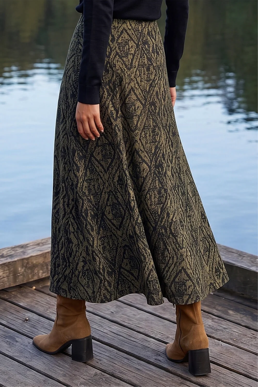 Roman Khaki Abstract Diamond Print Midi Skirt - 20 Image 3