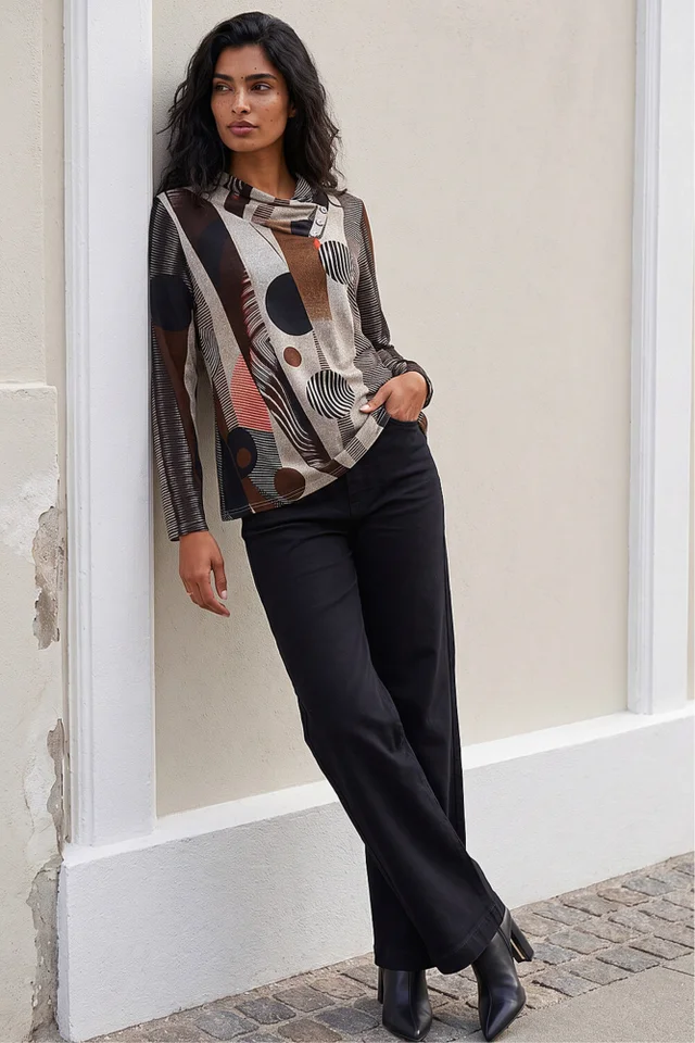 Roman Brown Abstract Print Snit Top