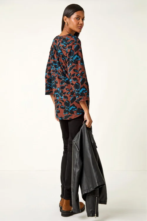 Roman Brown Floral Print V-Neck Stretch Top - Size 18 Clothing Image 4