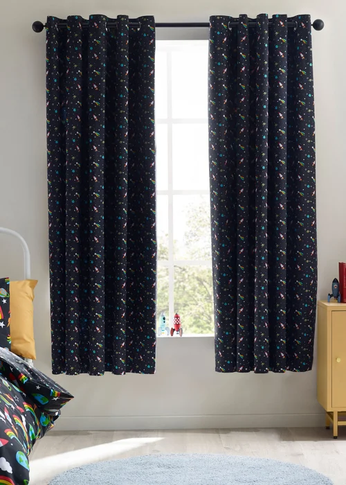 Catherine Lansfield Rainbow Rockets Fully Reversible Eyelet Curtains Black - 66W X 72D (168x183cm) Image 3