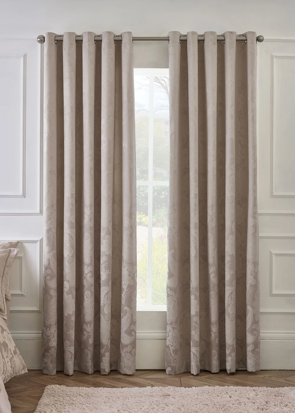 Catherine Lansfield Opulent Jacquard Lined Eyelet Curtains Champagne Gold - 66W X 90D (168x228cm) Image 2