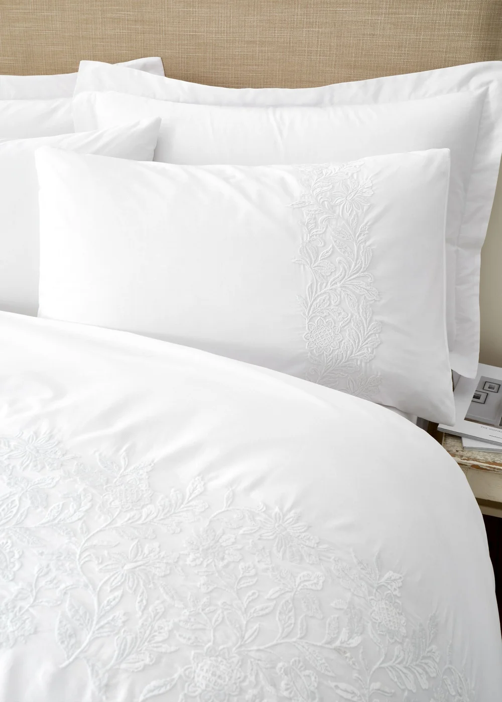 Bianca Fine Linens Embroidery Floral Cotton Duvet Cover Set White - Single Image 2