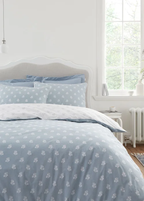 Bianca Fine Linens Esme Floral Cotton Reversible Duvet Cover Set White Blue - Single Image 2