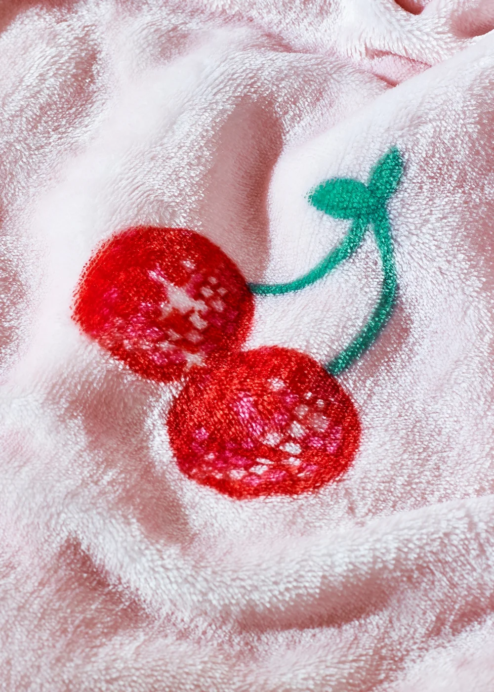 Catherine Lansfield Disco Cherries Cosy Fleece Oversized Blanket Throw Pink - One Size Image 2