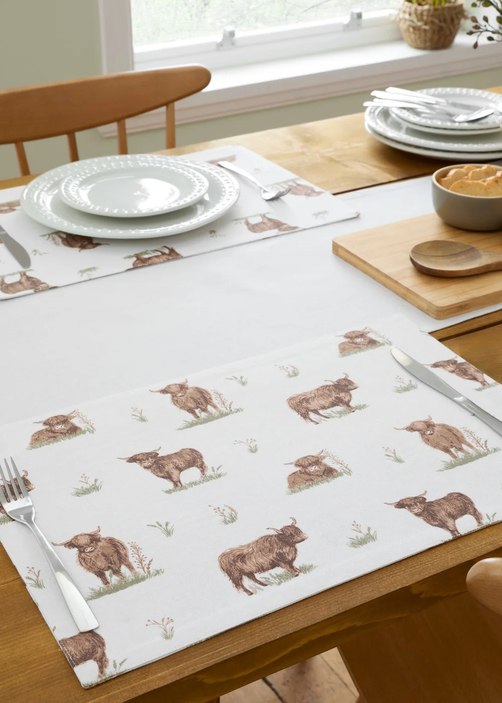 Catherine Lansfield Angus Highland Cow Cotton Dining Placemat 4 Pack Natural - One Size Image 1