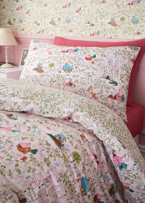 Belle & Boo Fairytale Reversible Cotton Duvet Cover Set Pink - Junior Image 3