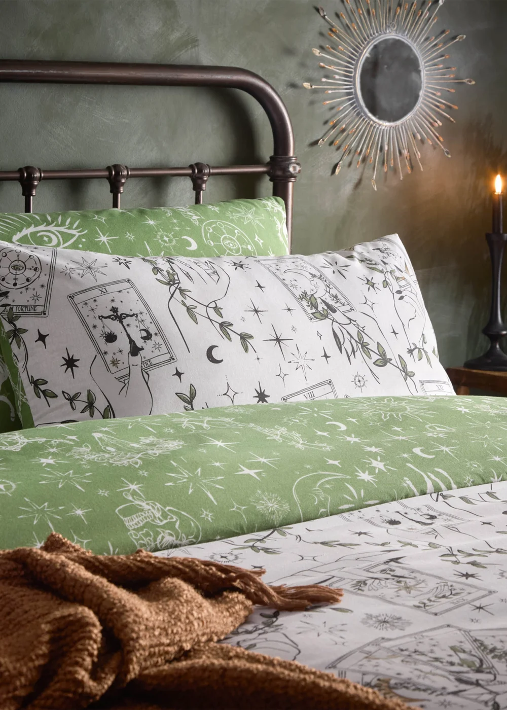 Furn Celestial Stories Printed Reversible Green Duvet Set - Double Image 2