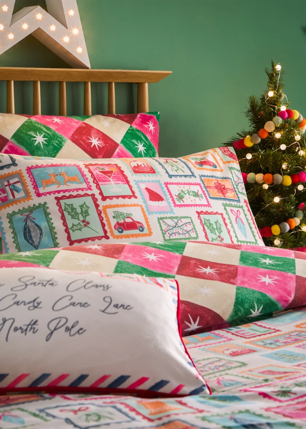 Furn Dear Santa Printed Multicolour Duvet Set - Single Image 2
