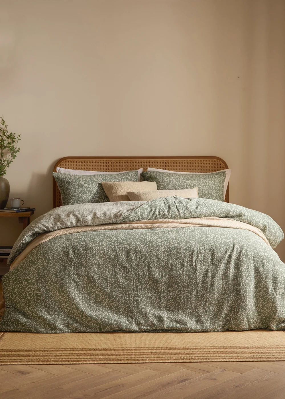 Yard Perrie Leaf Muslin 100% Cotton Forest Green Duvet Set - Single Image 1