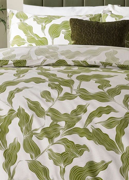 Hoem Lauro Printed Reversible Olive Duvet Set - Single Image 2
