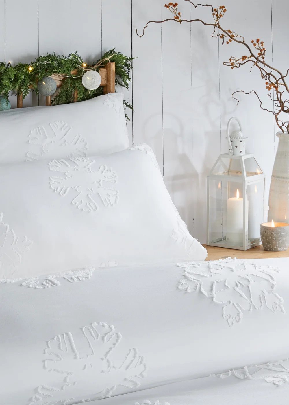 Duvet Day Snow Crystal Tufted Soft Touch White Duvet Set - Single Image 2