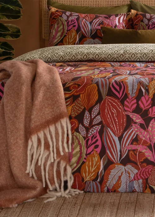 Furn Utopia Printed Reversible Copper Glow Duvet Set - Single Image 3