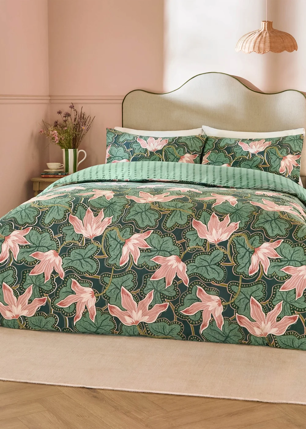 Wylder Luella Printed Reversible Juniper Green Duvet Set - Single Image 4