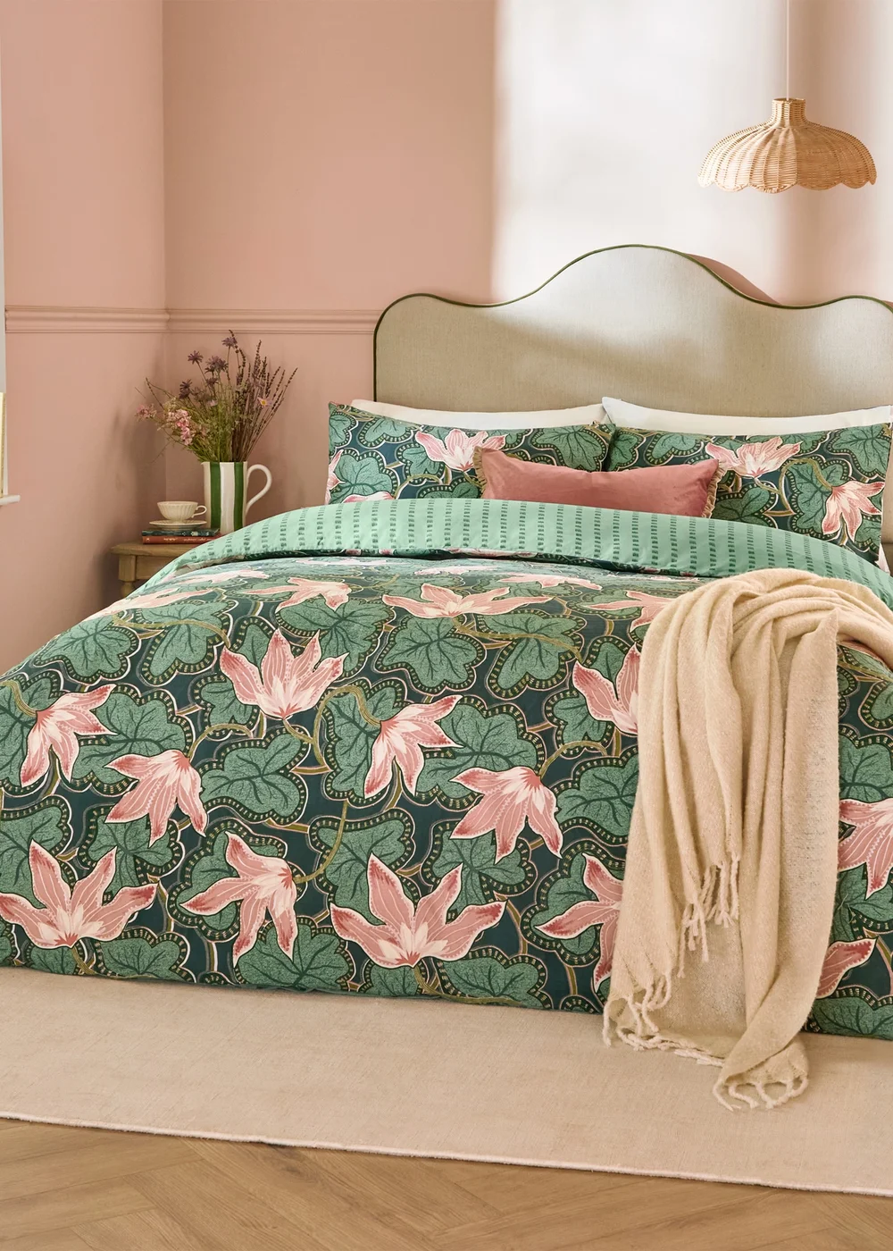Wylder Luella Printed Reversible Juniper Green Duvet Set - Single Image 1