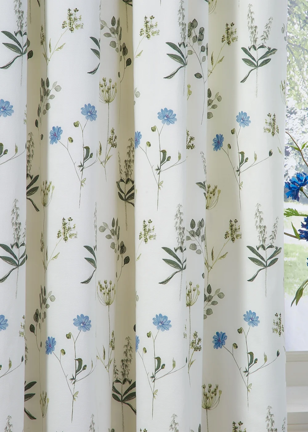 Wylder Nature Meadow 100% Cotton Lined White Pencil Pleat Curtain Pair - 66W X 54D (168x137cm) Image 5