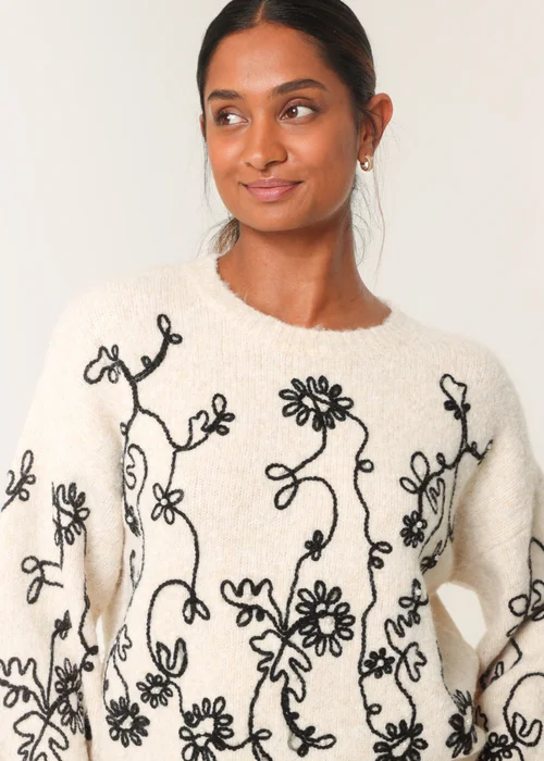 Blue Vanilla Stone Floral Embroidery Jumper - Small/Medium Image 3
