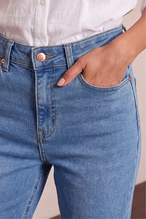 Roman Denim Petite Bootcut Stretch Jeans - 8 Image 4