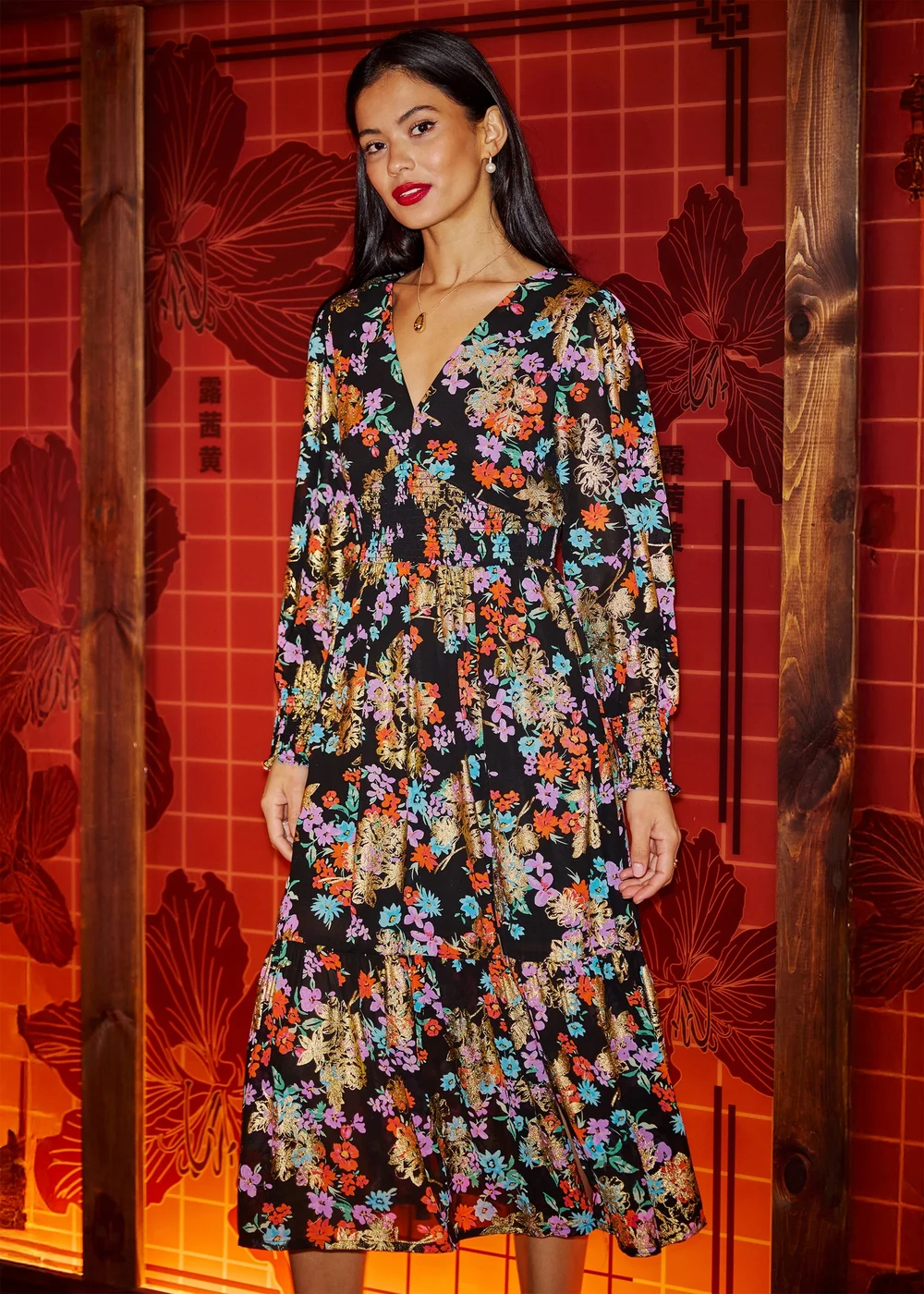 Yumi Black Floral & Foil Ruched Midi Dress With Split Hemline - 14 Image 2