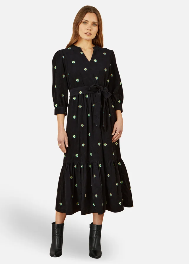 Yumi Flower Embroidery Midi Cord Dress In Black