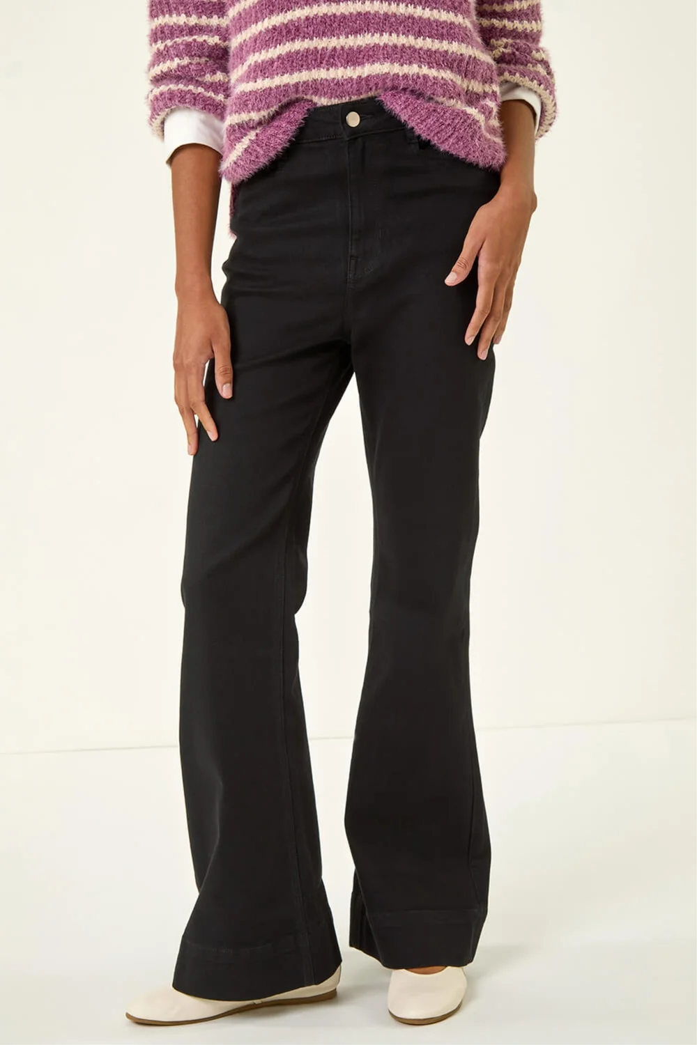 Roman Black Pocket Stretch Flare Jeans - 18 Image 4