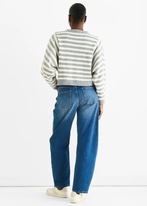 Gini London Grey Recycle Contrast Stripe Loose Fit Knit Jumper - M/L Image 2