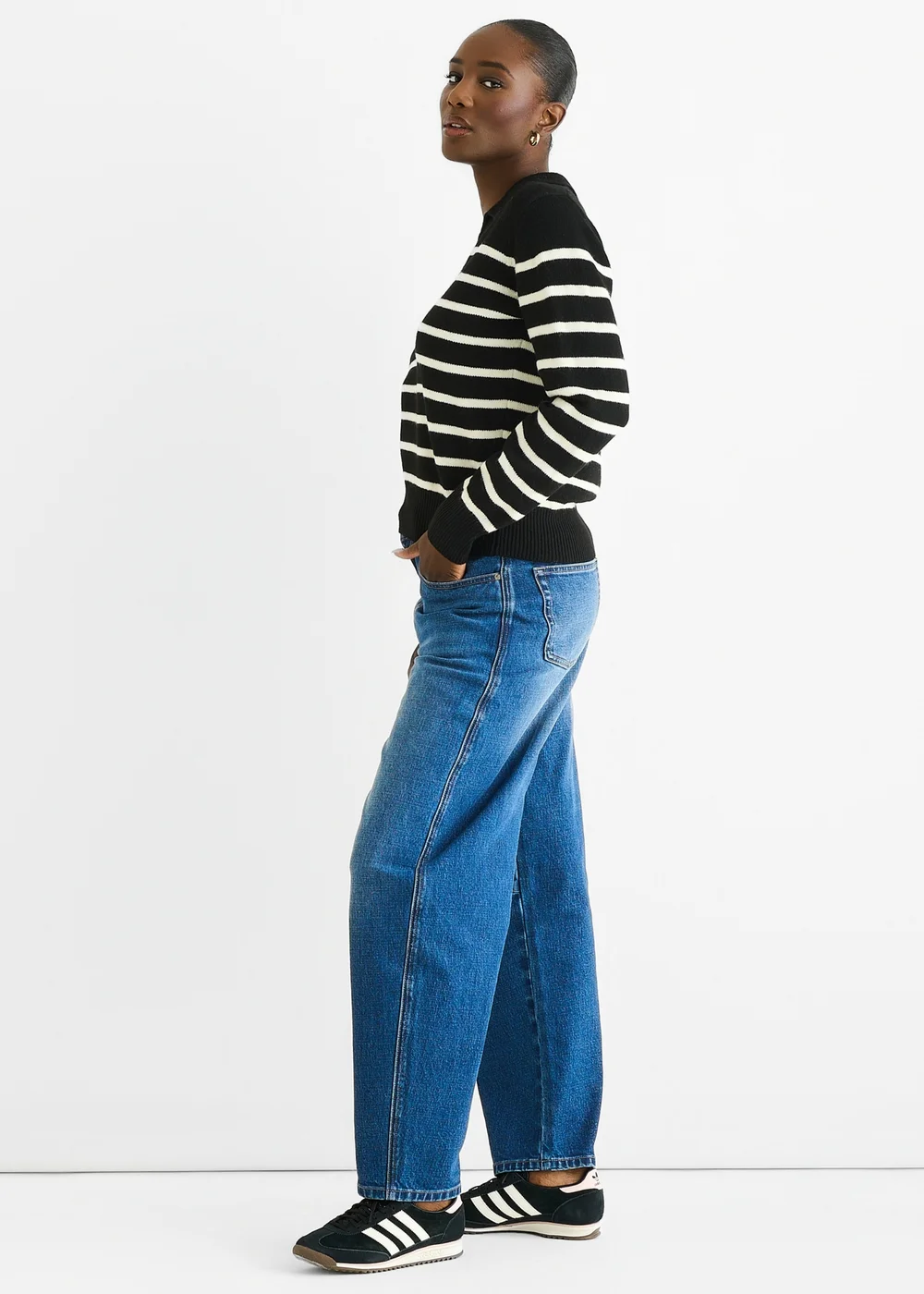Gini London Black Recycle Stripe V Neck Collar Knit Jumper - S/M Image 4