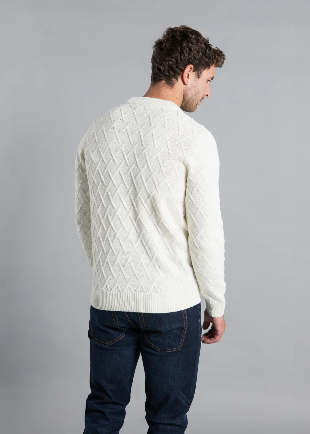 Kensington Eastside White Cable Knit Crew Neck Jumper - XXL Image 2