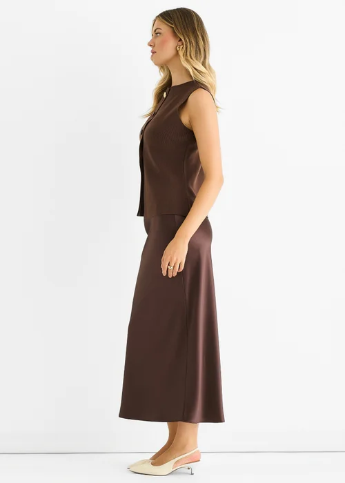 Gini London Chocolate Button Front Compact Knit Waistcoat - M/L Image 4