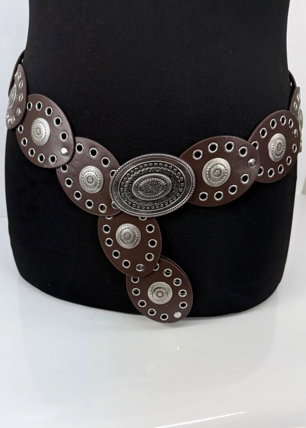 Raffaella Ladies Brown Oval Disc Belt - One Size Image 1