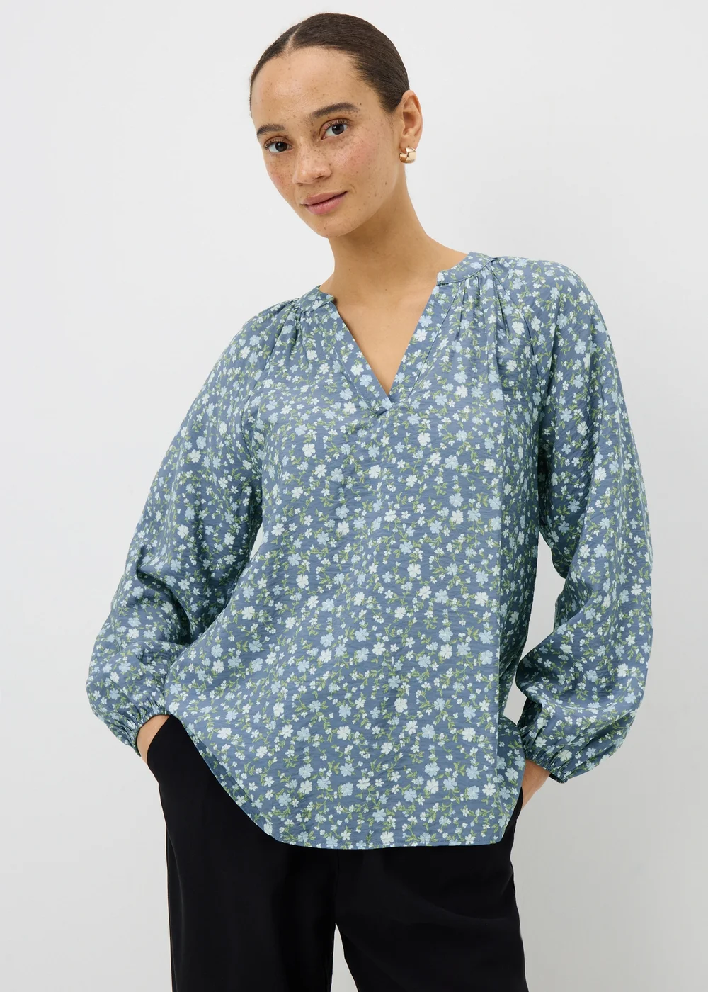 Blue Floral Popover Blouse - Size 8 Image 1