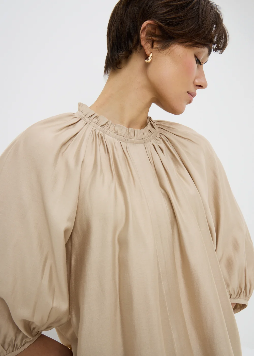 Beige Volume Sleeve Blouse - Size 12 Image 2