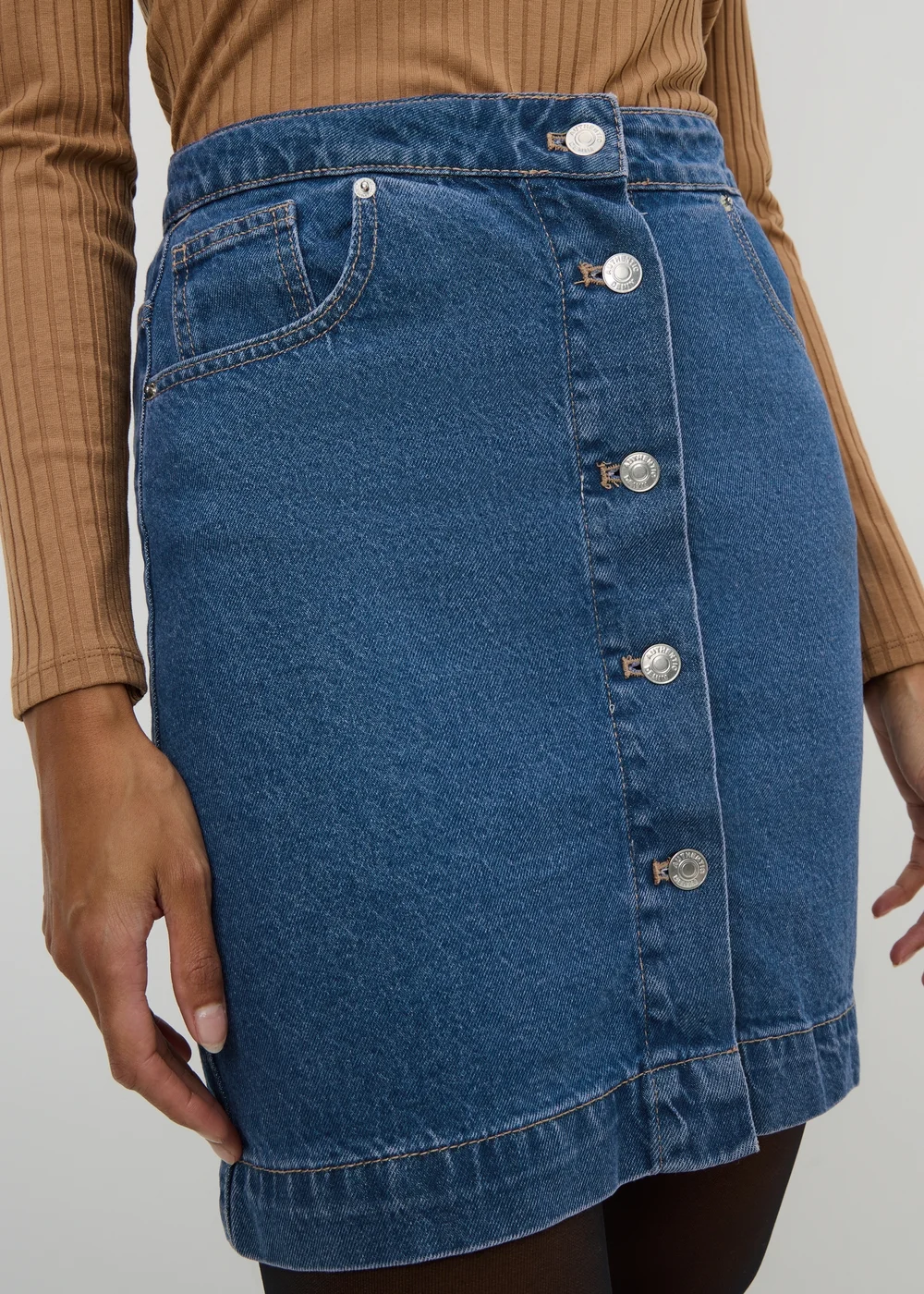 Dark Wash Button Through Skirt - Size 8 Image 1