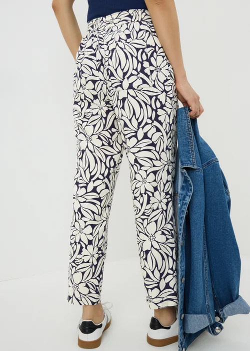 Navy Print Linen Blend Tapered Trousers - Size 8 Image 3