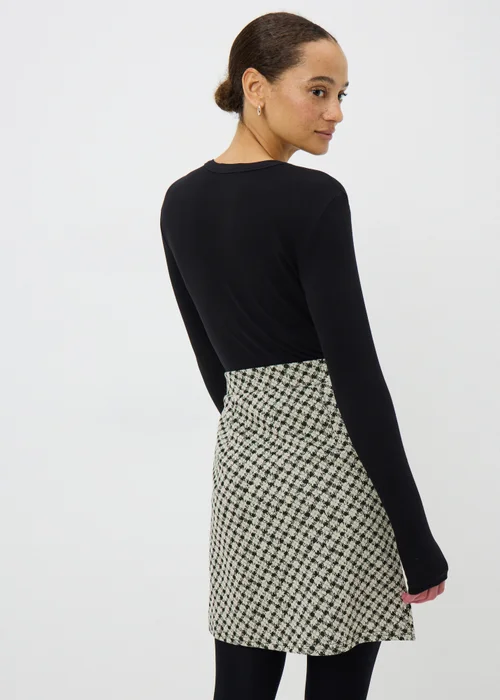 Black Check Jacquard Mini Skirt - Size 20 Image 1