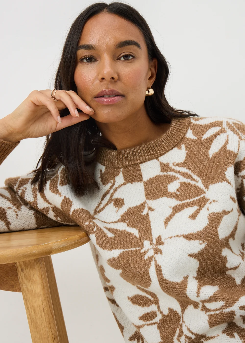 Beige Floral Jacquard Jumper - M Image 2