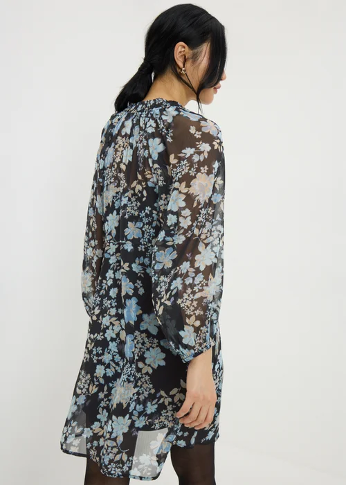 Blue Floral Shirred Neck Dress - 8 Image 3