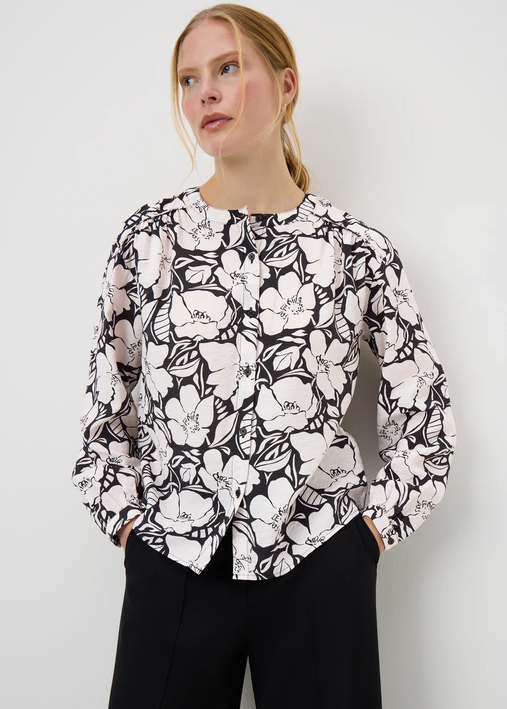 White Floral Button Shirt - Size 8 Image 1