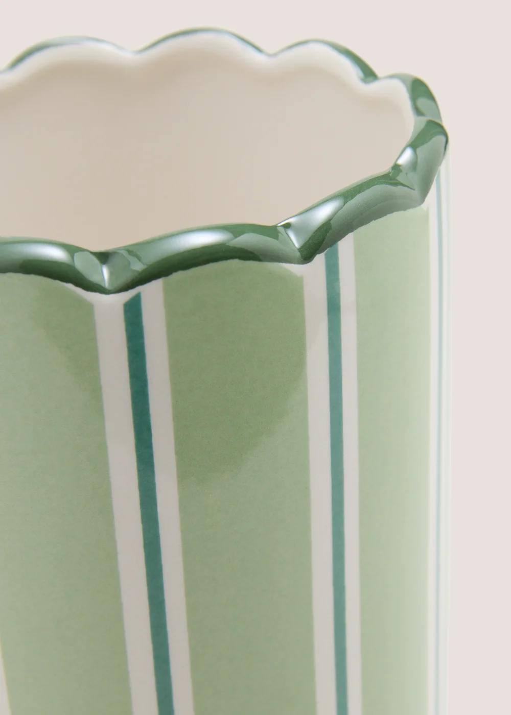 Green Stripe Scalloped Vase Image 2