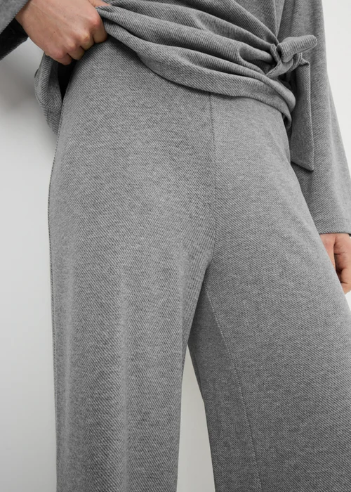 Grey Soft Touch Co Ord Trousers - Size 16 29 leg Image 2