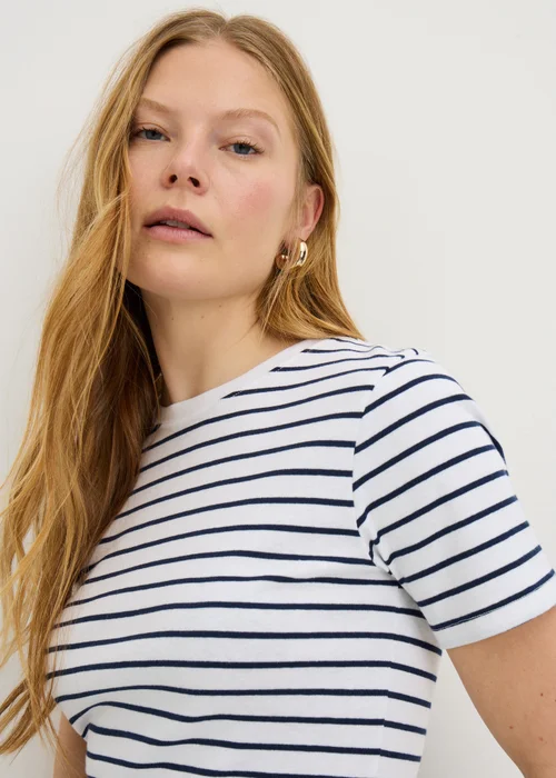 Navy Stripe Fitted T-Shirt - Size 8 Image 3